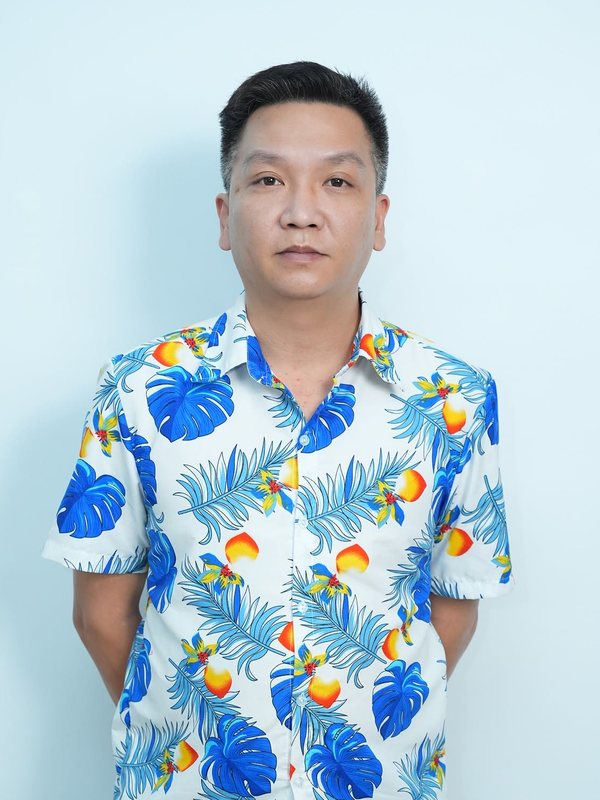 Ảnh chân dung Bùi Tuấn Sơn